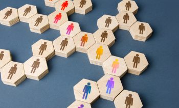 A chain of communicating people. Cooperation for solving tasks. Unity and diversity. Networking. Multiculturalism. Assistance and collaboration. Connecting a group of people, uniting around an idea.